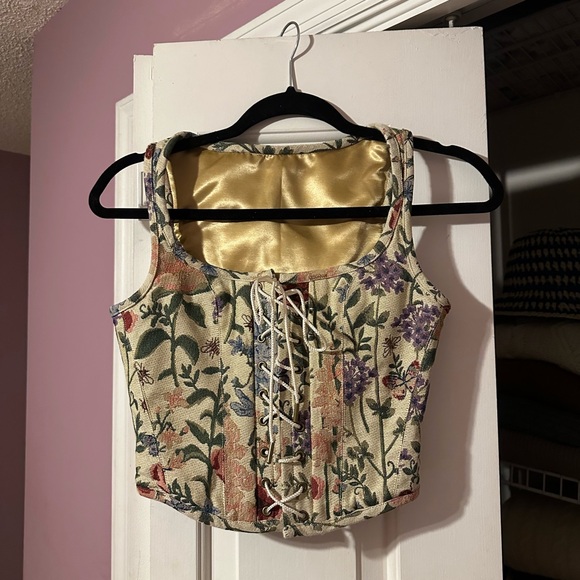 all is a gentle spring Tops - All is a gentle spring floral corset